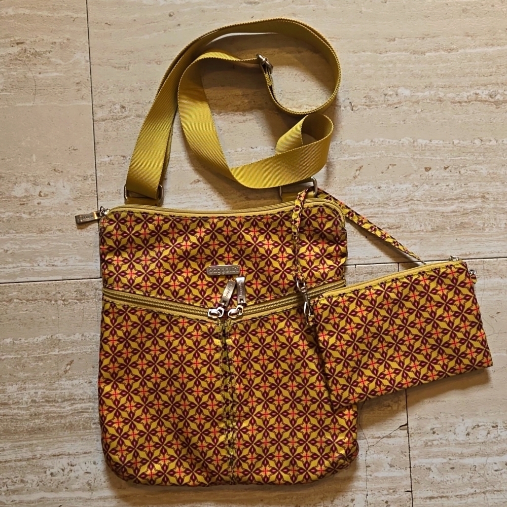 Baggallini Design Print Multiple Zipper Crossbody Bag